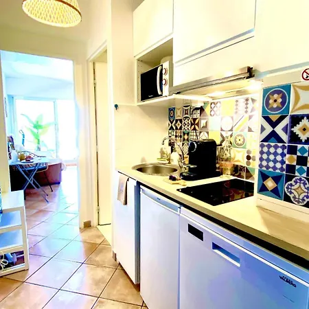 Azur Avec Vue Sur L'ile De Port Cros 아파트