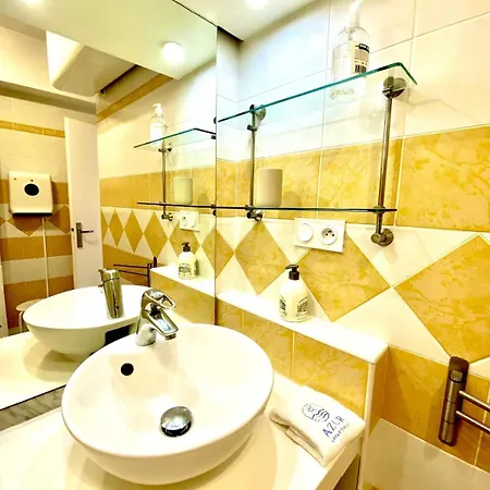 Azur Avec Vue Sur L'ile De Port Cros 아파트 히에레