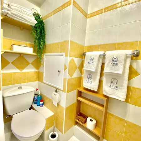 Azur Avec Vue Sur L'ile De Port Cros *