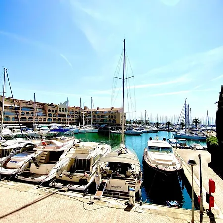 Azur Avec Vue Sur L'ile De Port Cros 아파트 히에레